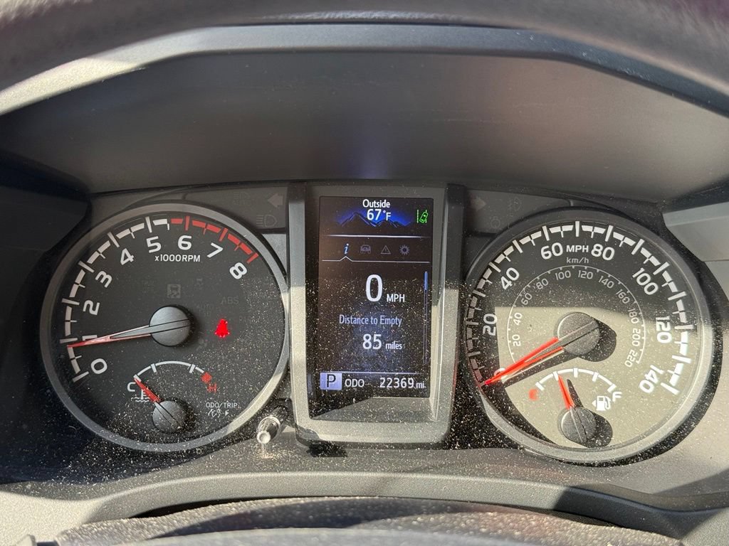 Used 2022 Toyota Tacoma SR RWD image 10