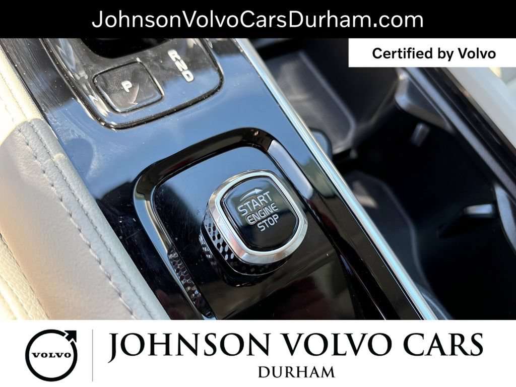 Certified 2025 Volvo V90 B6 Cross Country Plus AWD/4WD image 22
