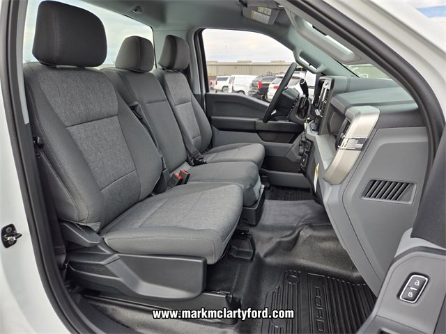 New 2026 Ford F250 XL w/ XL Off-Road Package image 11