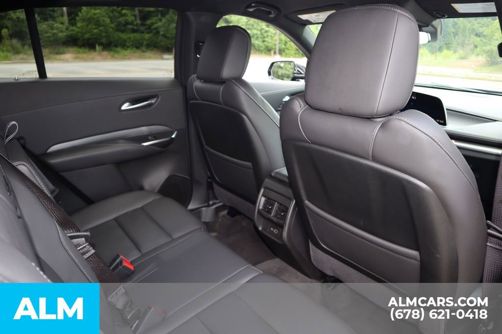 Used 2025 Cadillac XT4 Premium Luxury image 24