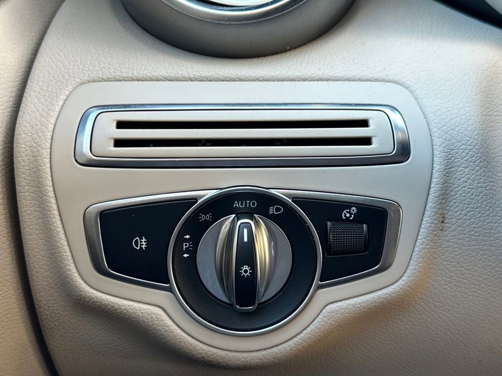 Used 2018 Mercedes-Benz C 300 C 300 w/ Premium Package image 33