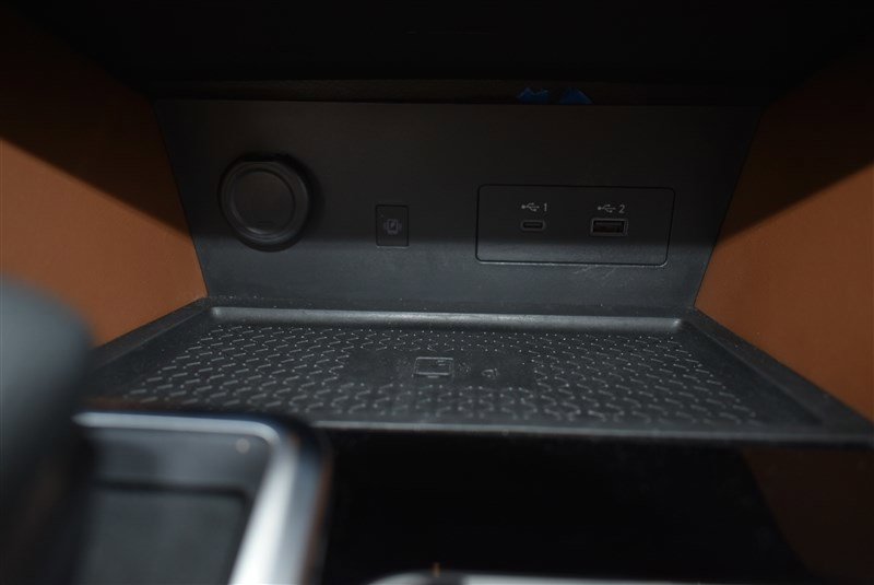 Used 2022 Nissan Pathfinder Platinum w/ Cargo Package image 30