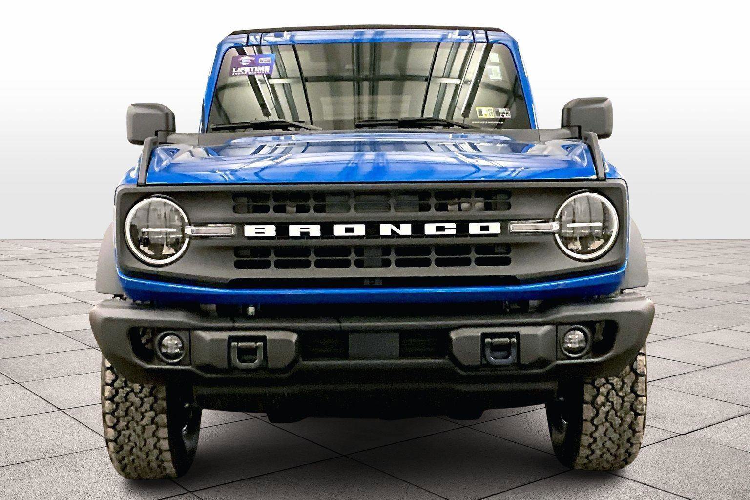 New 2025 Ford Bronco Big Bend w/ Black Diamond Package image 3