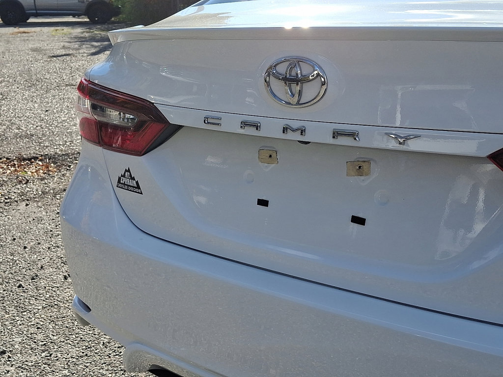Used 2023 Toyota Camry SE image 18