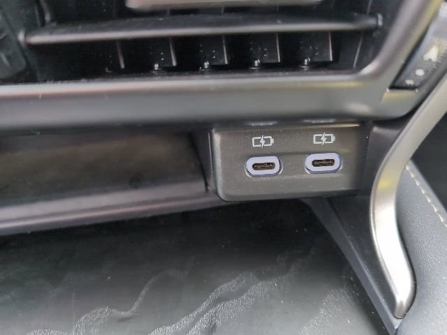 Used 2025 Lexus RX 350 Premium image 17