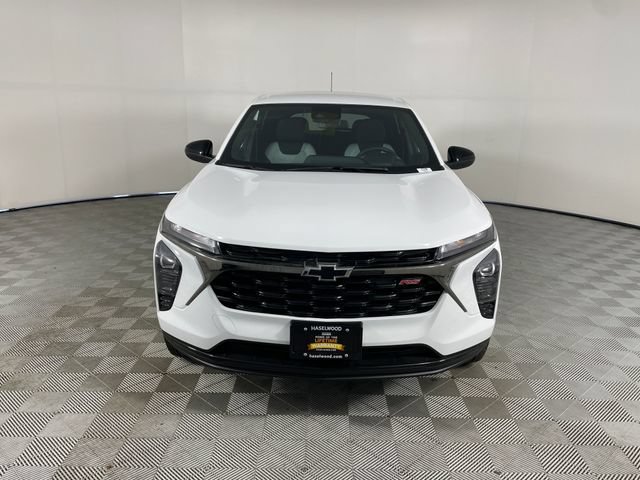New 2026 Chevrolet Trax RS w/ Driver Confidence Package FWD image 15