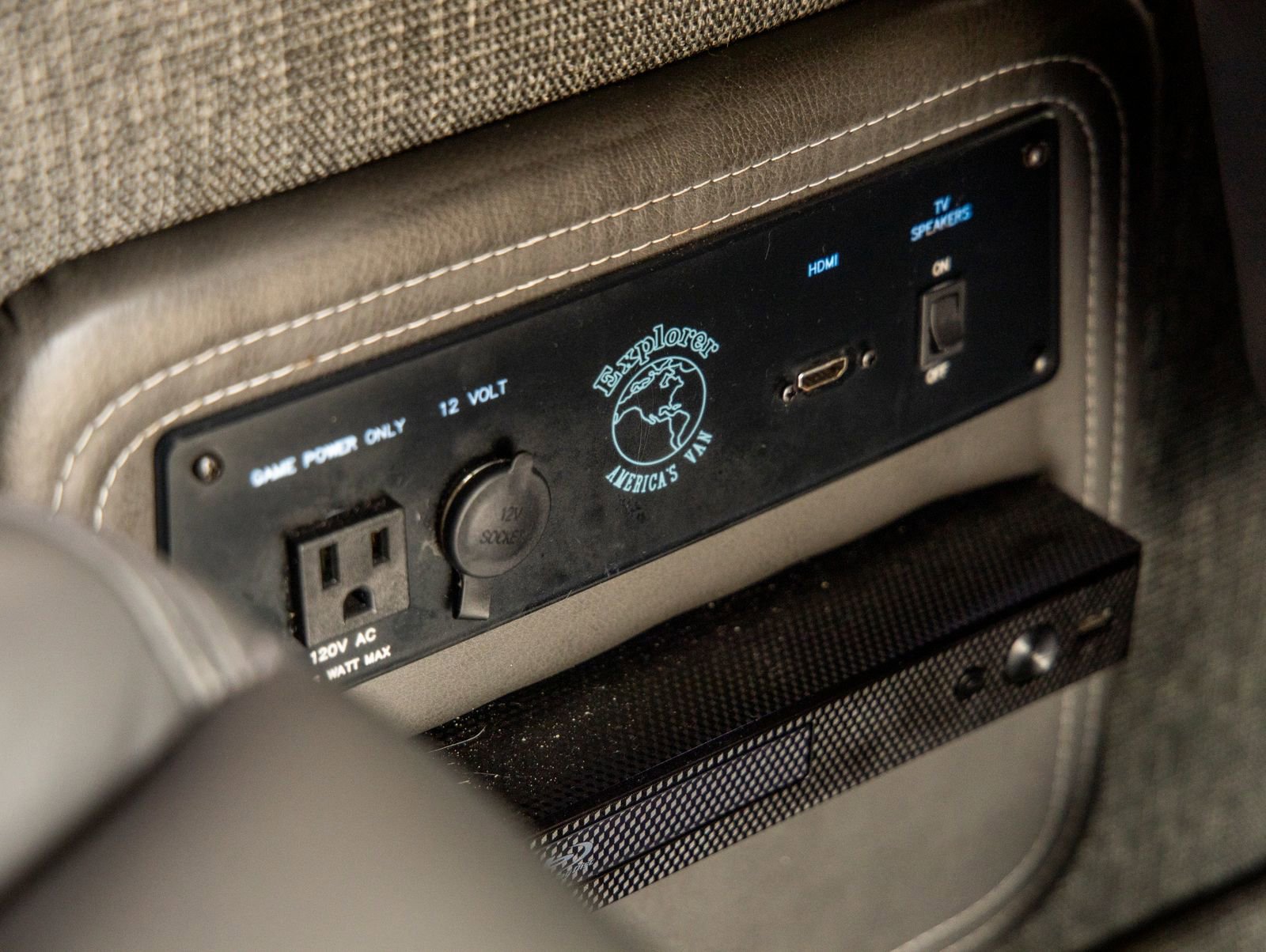 Used 2020 Mercedes-Benz Sprinter 2500 image 43