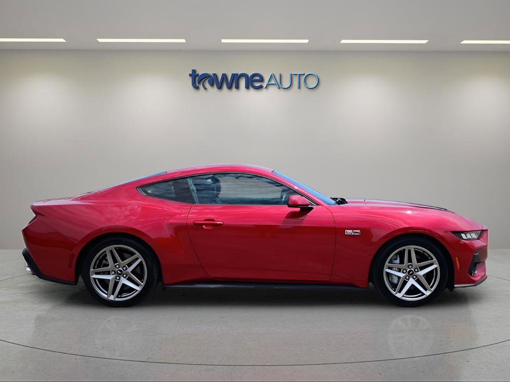 Used 2024 Ford Mustang GT Premium RWD image 6