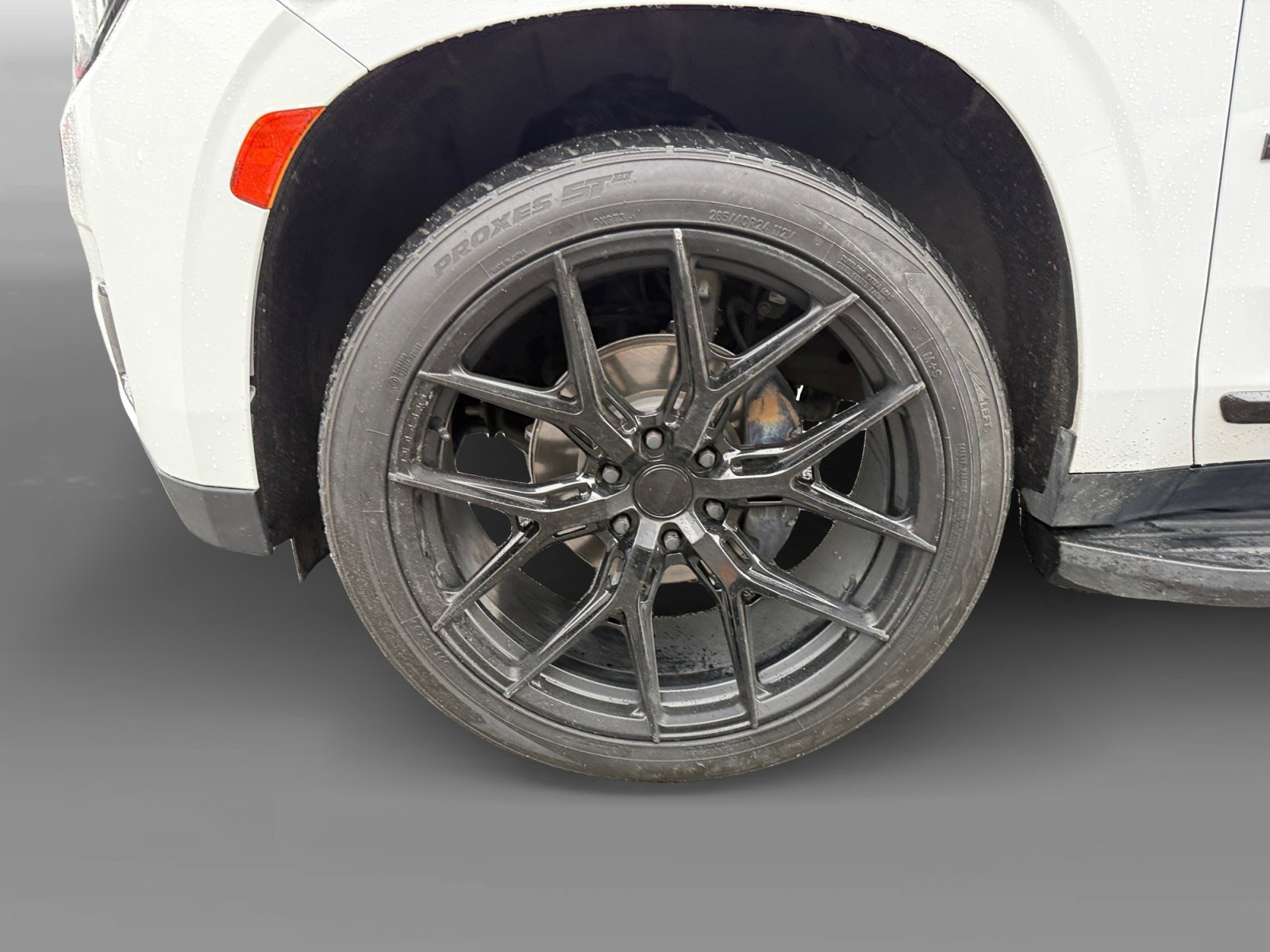 Used 2021 GMC Yukon XL Denali image 9