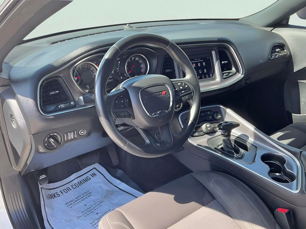 Used 2018 Dodge Challenger SXT image 20