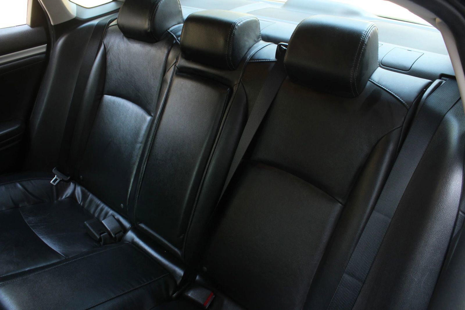 Used 2016 Honda Civic Touring image 16