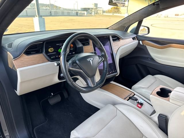 Used 2019 Tesla Model X Long Range image 7