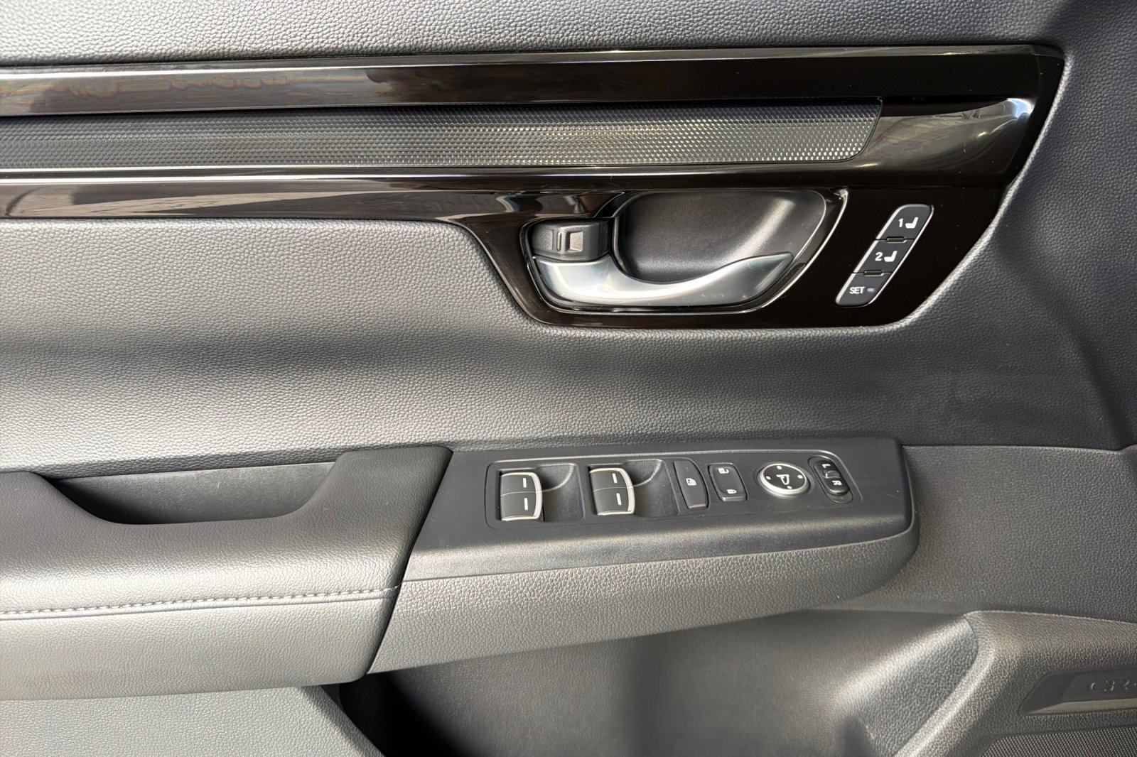 Used 2023 Honda CR-V EX-L image 12