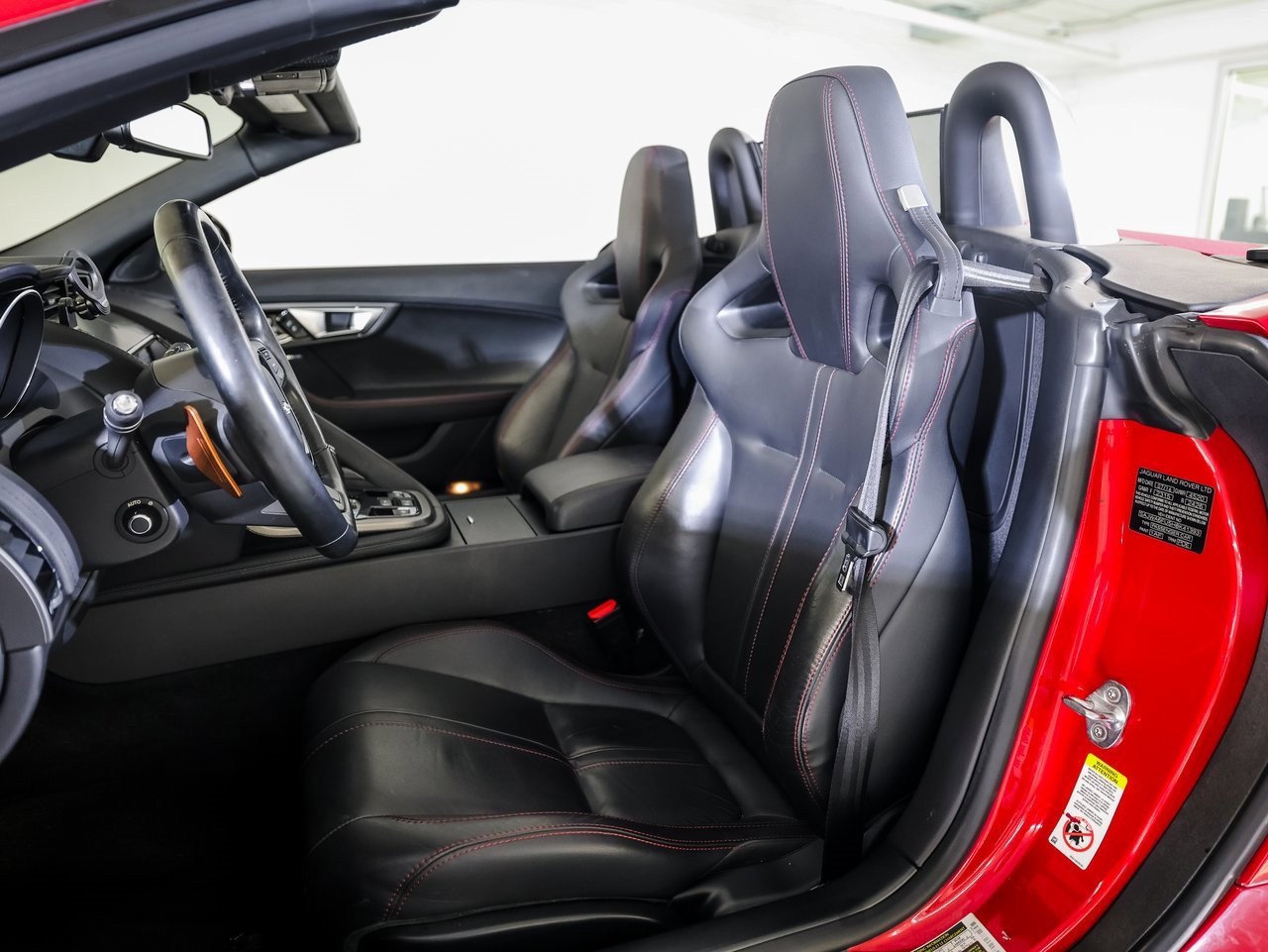 Used 2017 Jaguar F-TYPE S image 5