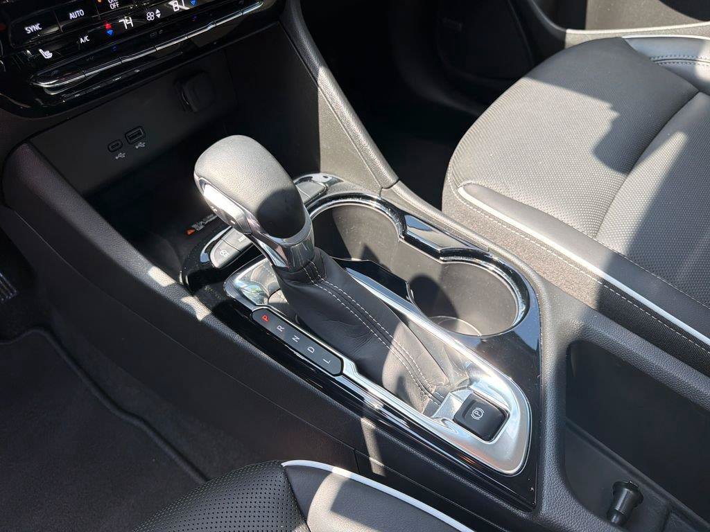 Certified 2024 Buick Encore GX Avenir w/ Avenir Technology Package AWD/4WD image 26