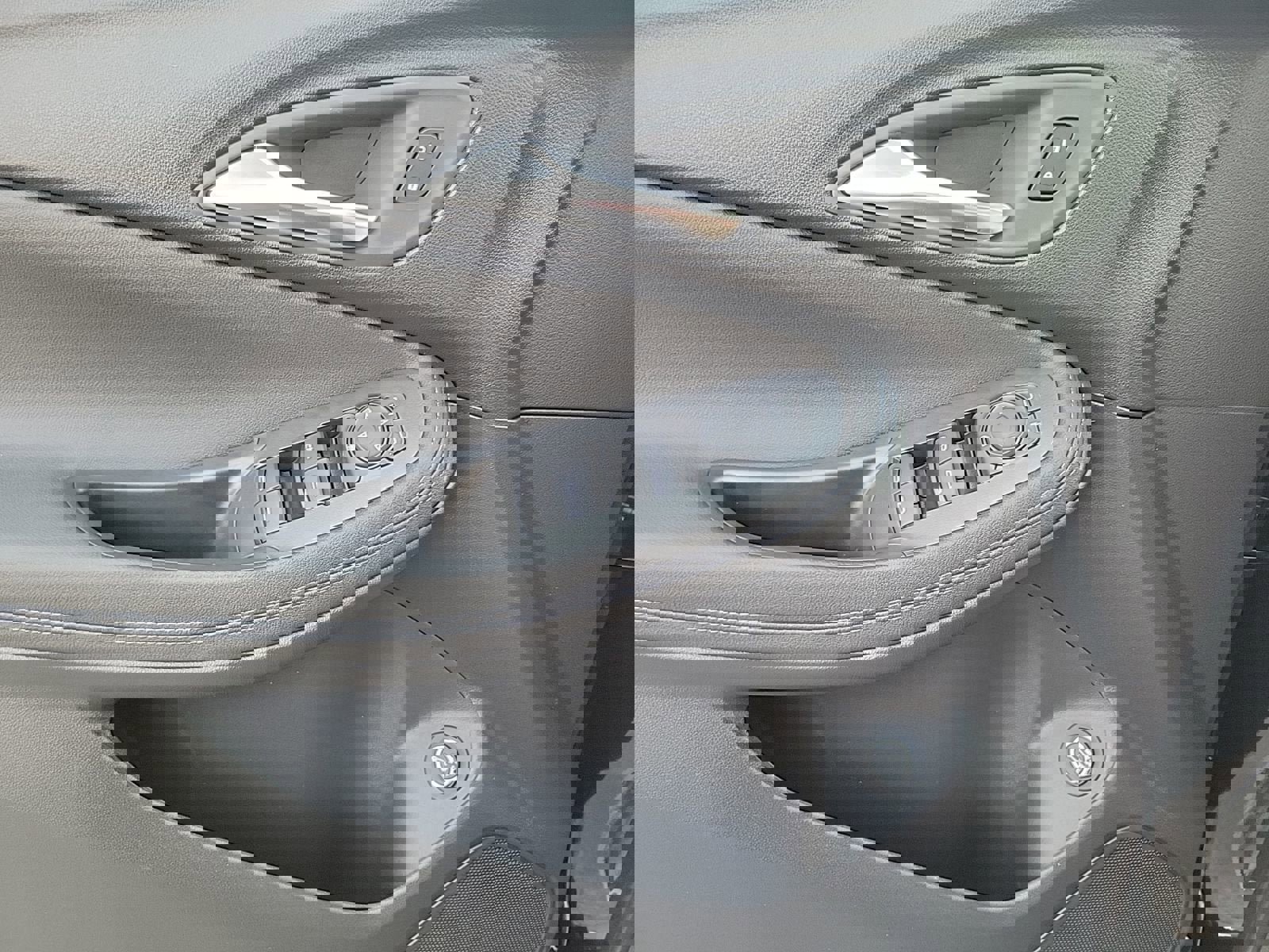 New 2026 Buick Encore GX Sport Touring image 14