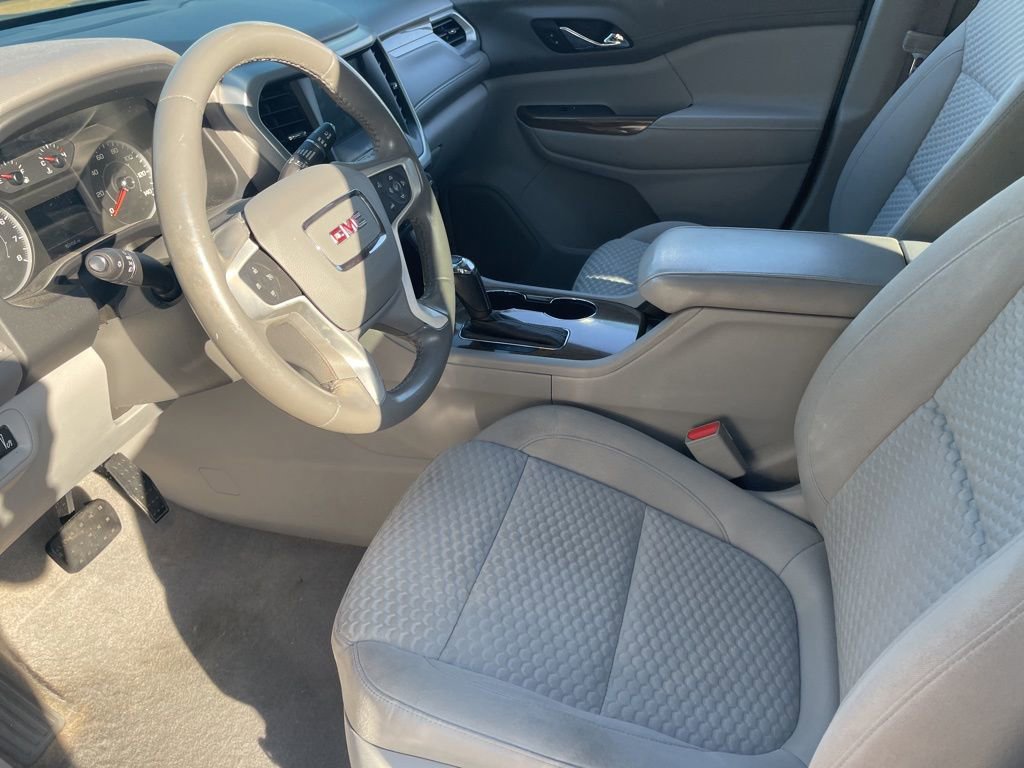 Used 2019 GMC Acadia SLE image 17
