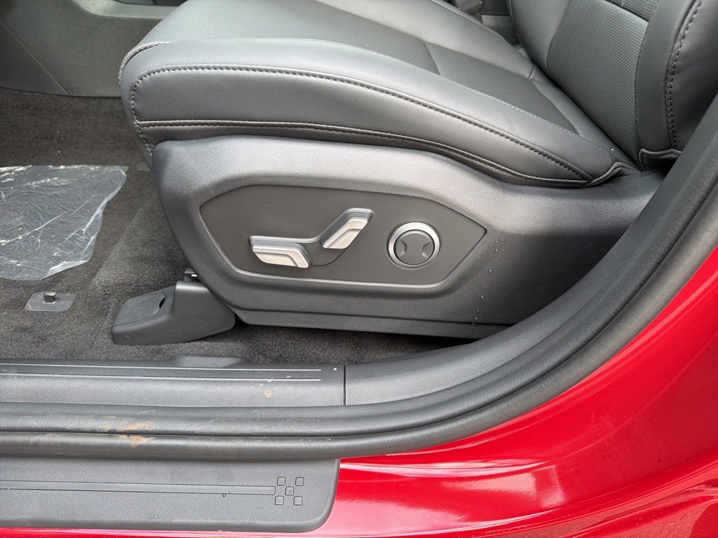 New 2026 Hyundai Santa Fe SEL image 14