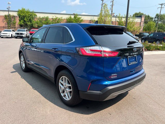 Used 2022 Ford Edge SEL w/ Convenience Package AWD/4WD image 7