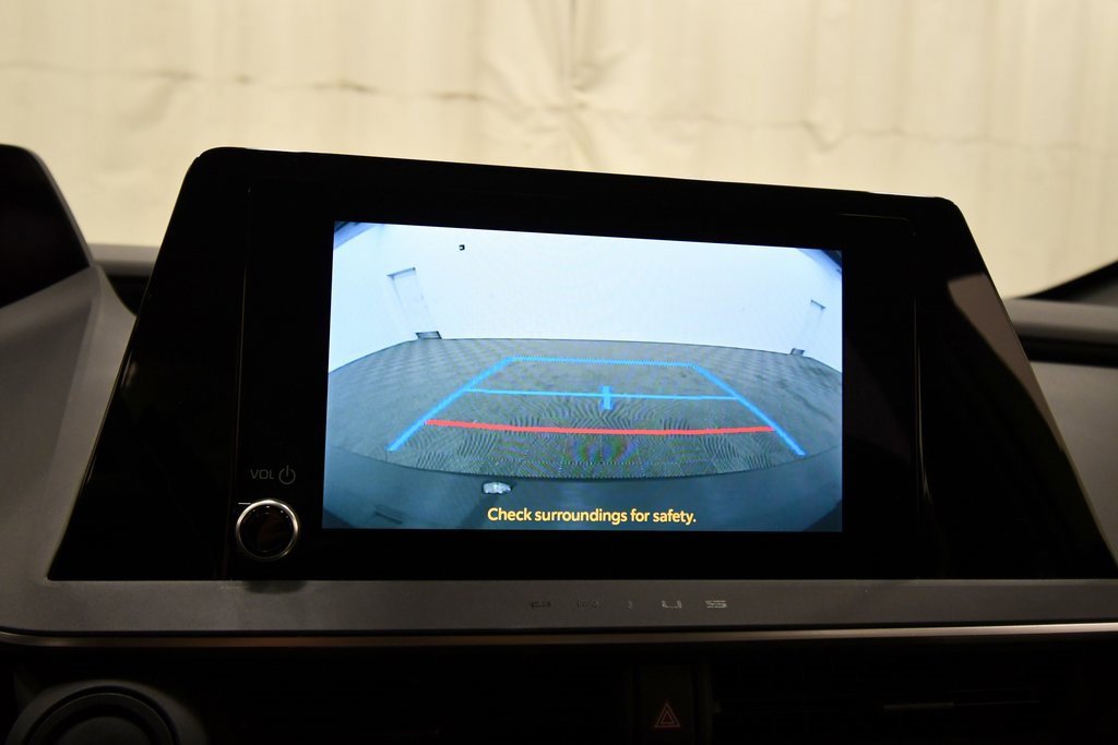 Used 2024 Toyota Prius XLE image 23