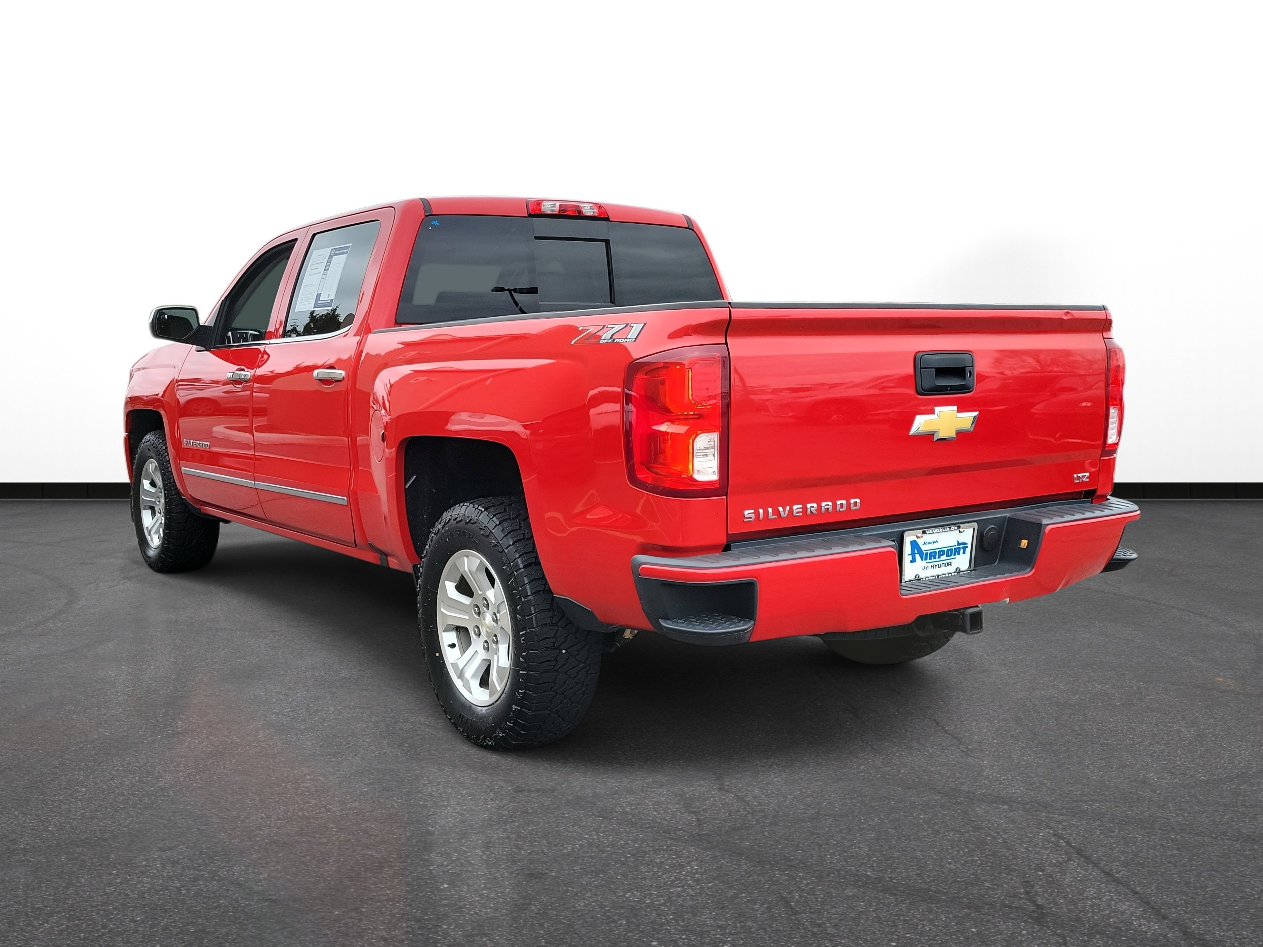 Used 2018 Chevrolet Silverado 1500 LTZ Z71 image 3