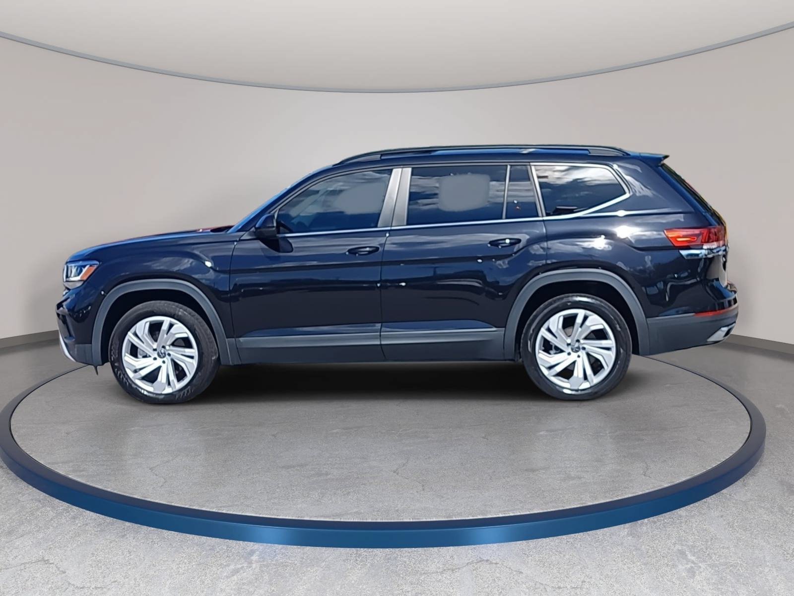 Used 2021 Volkswagen Atlas SE w/ Panoramic Sunroof Package AWD/4WD image 8