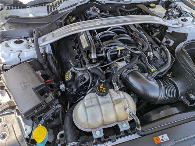 Used 2016 Ford Mustang Shelby GT350 w/ Technology Package image 27