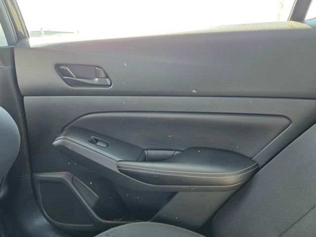 Used 2024 Nissan Altima 2.5 SV FWD image 12