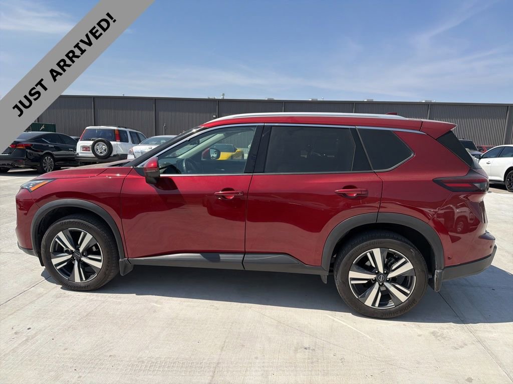 Certified 2024 Nissan Rogue SL w/ SL Premium Package image 8