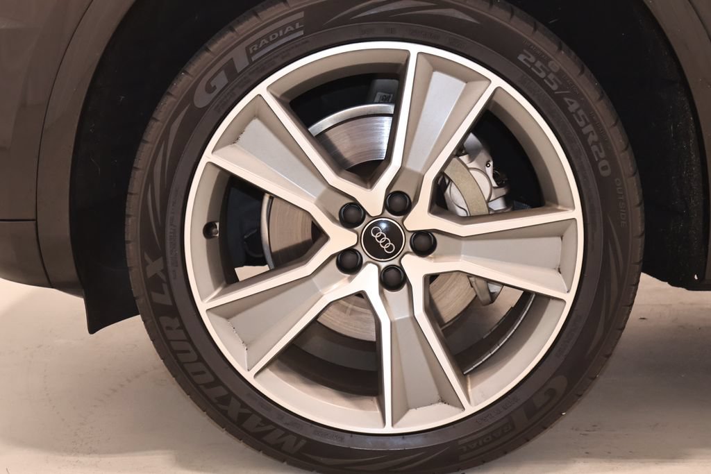 Used 2020 Audi Q5 2.0T Premium Plus w/ Premium Plus Package AWD/4WD image 41