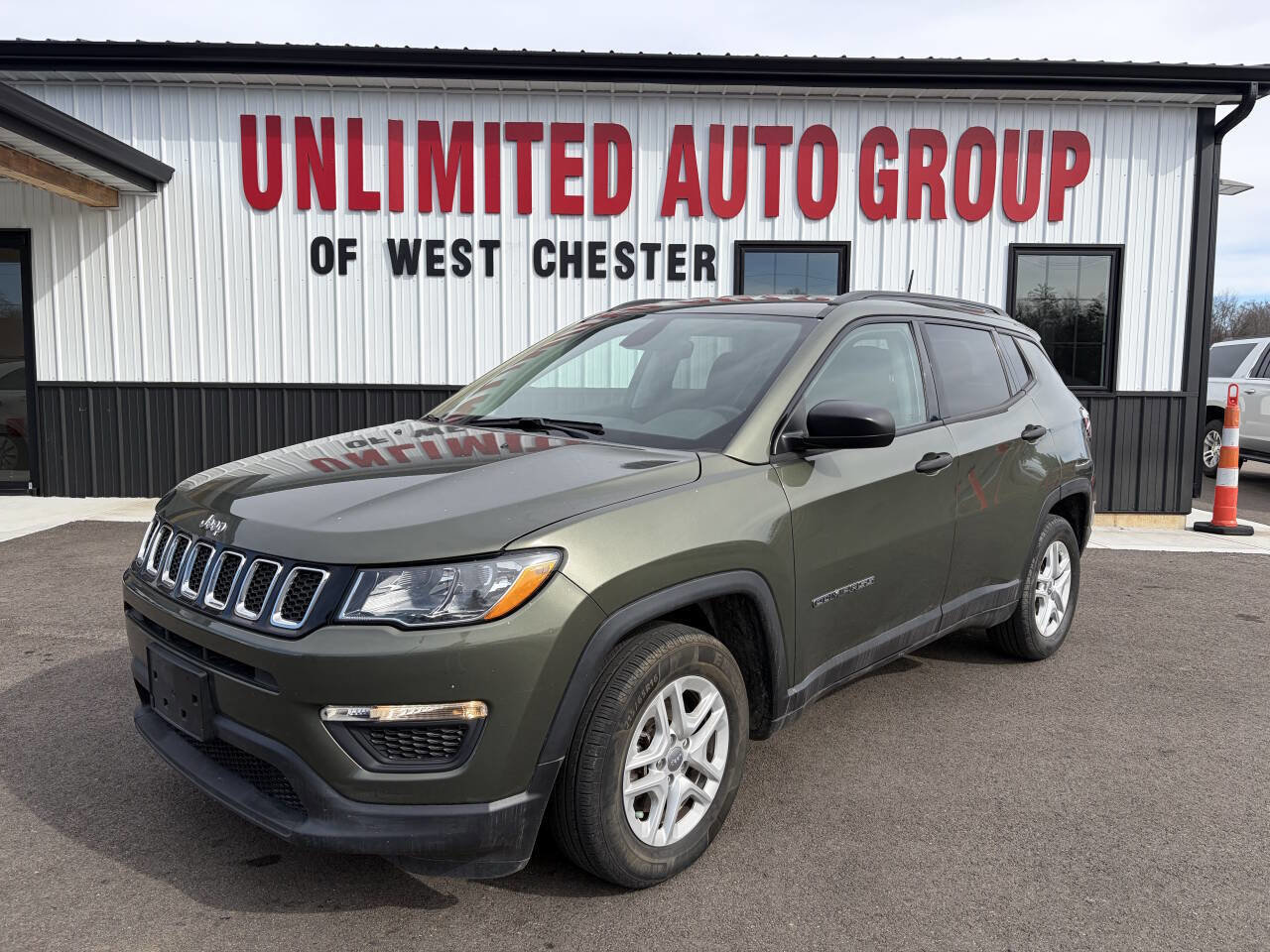 Used 2017 Jeep Compass Sport w/ Cold Weather Group image 1