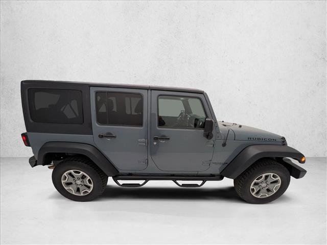 Used 2015 Jeep Wrangler Unlimited Rubicon image 4
