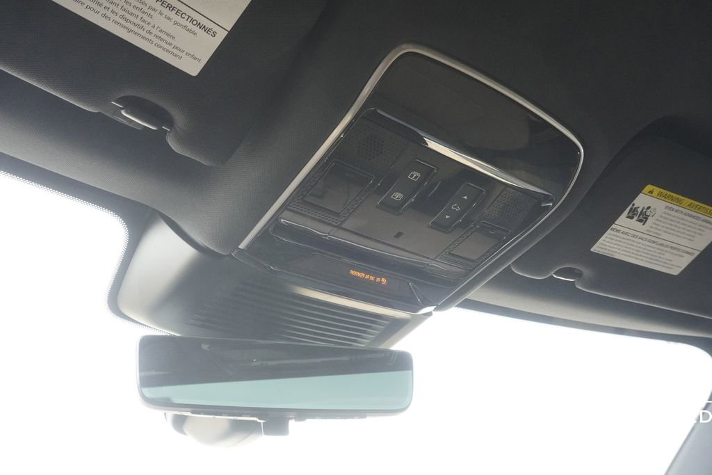 Used 2024 Land Rover Range Rover Sport SE image 16