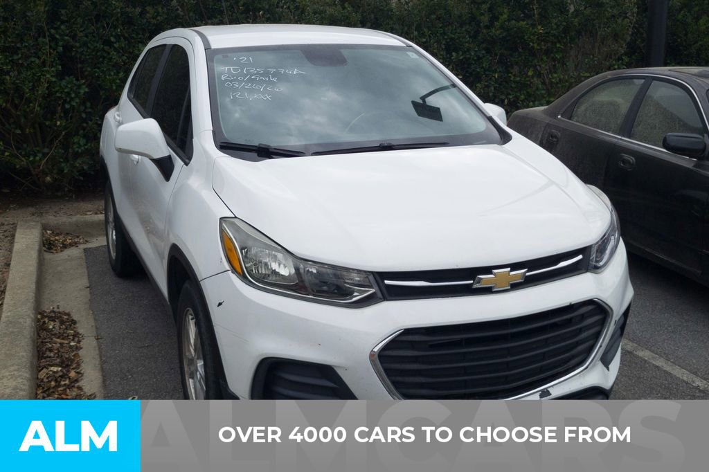 Used 2021 Chevrolet Trax LS w/ Tint and Cruise Package image 2