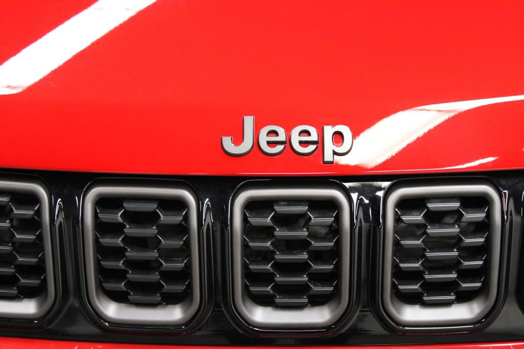 New 2026 Jeep Compass Limited image 33