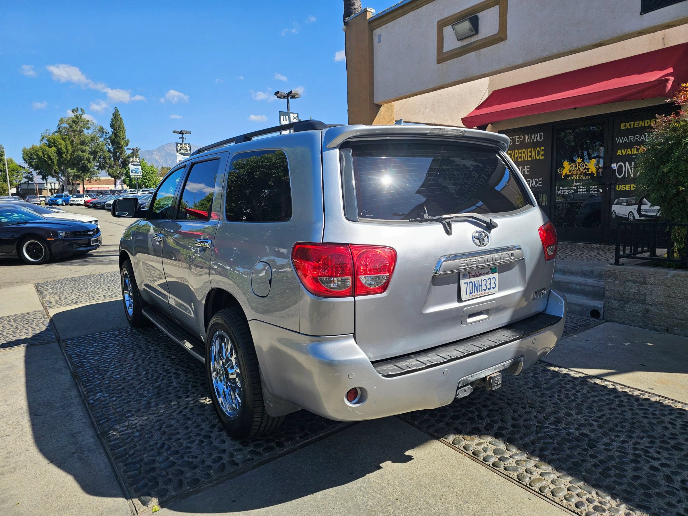 Used 2013 Toyota Sequoia Limited AWD/4WD image 7