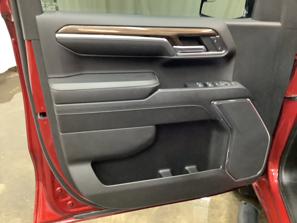 Used 2023 Chevrolet Silverado 1500 RST image 15