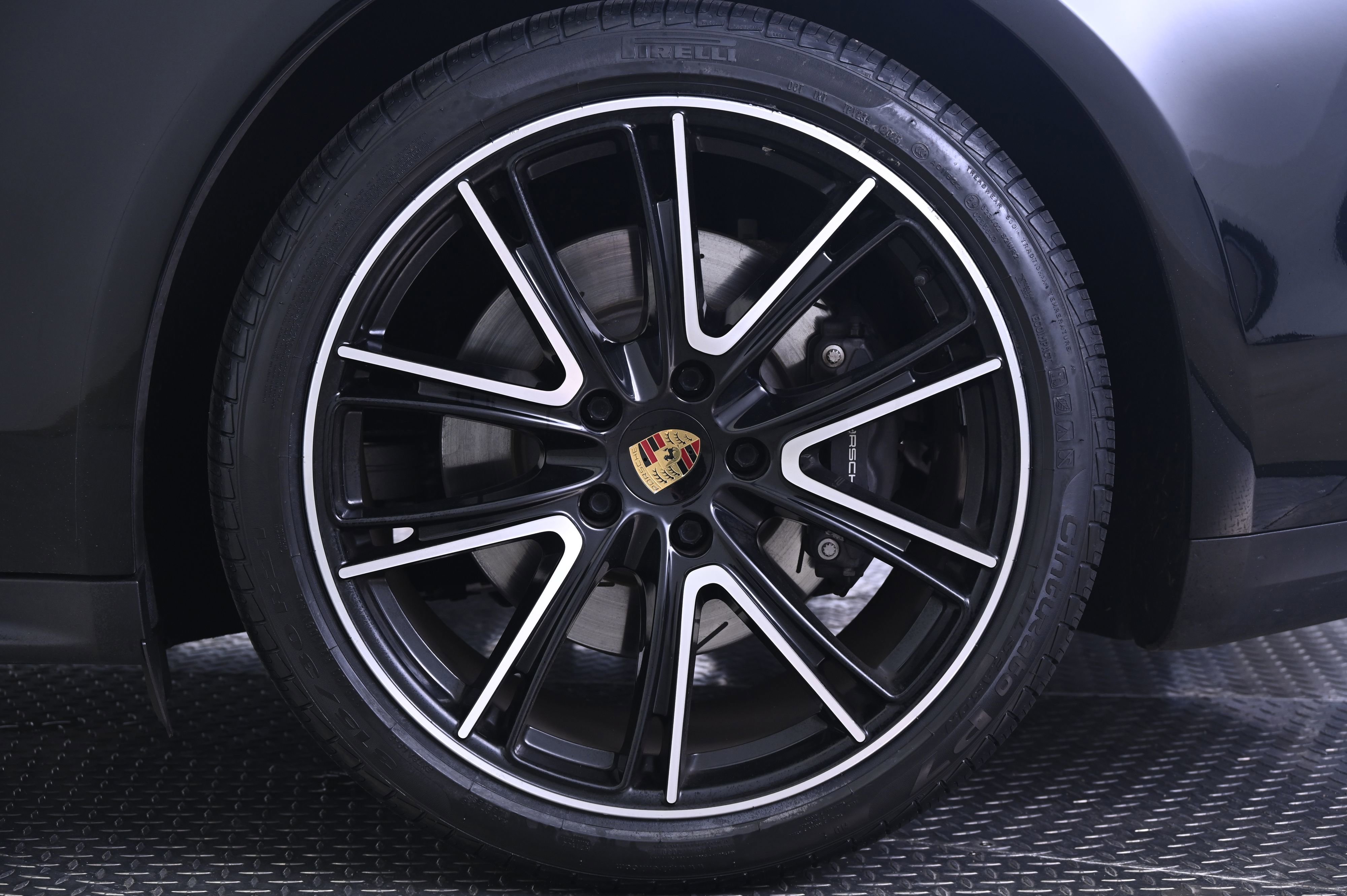 Certified 2020 Porsche Panamera RWD image 12