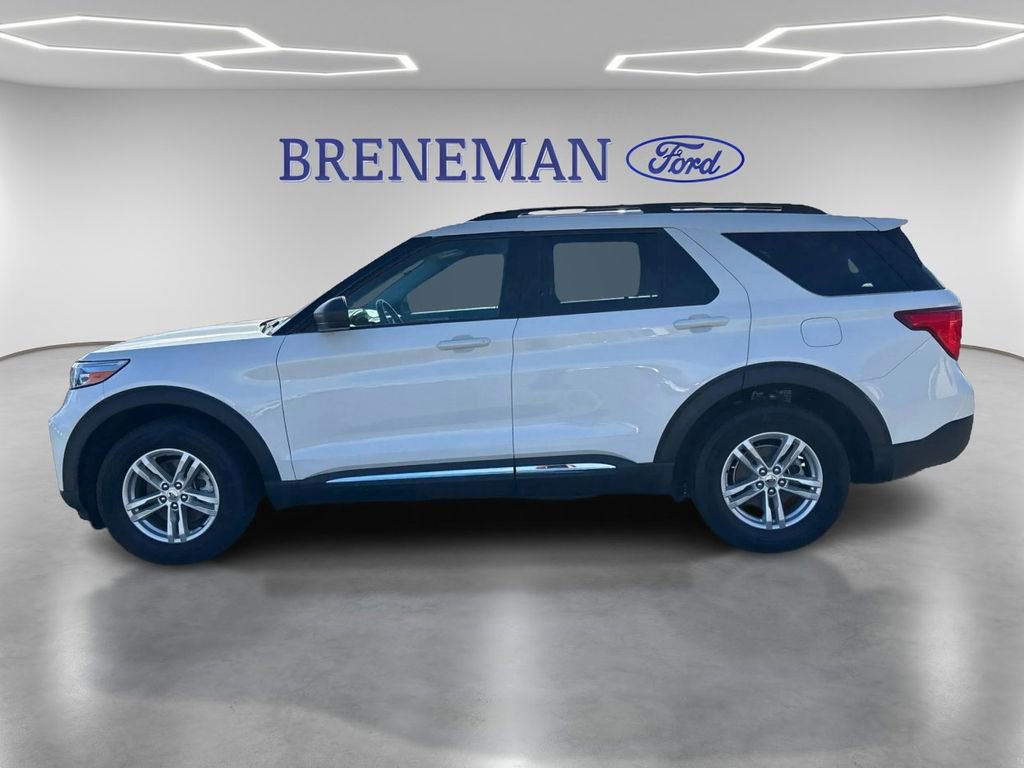 Used 2022 Ford Explorer XLT image 8
