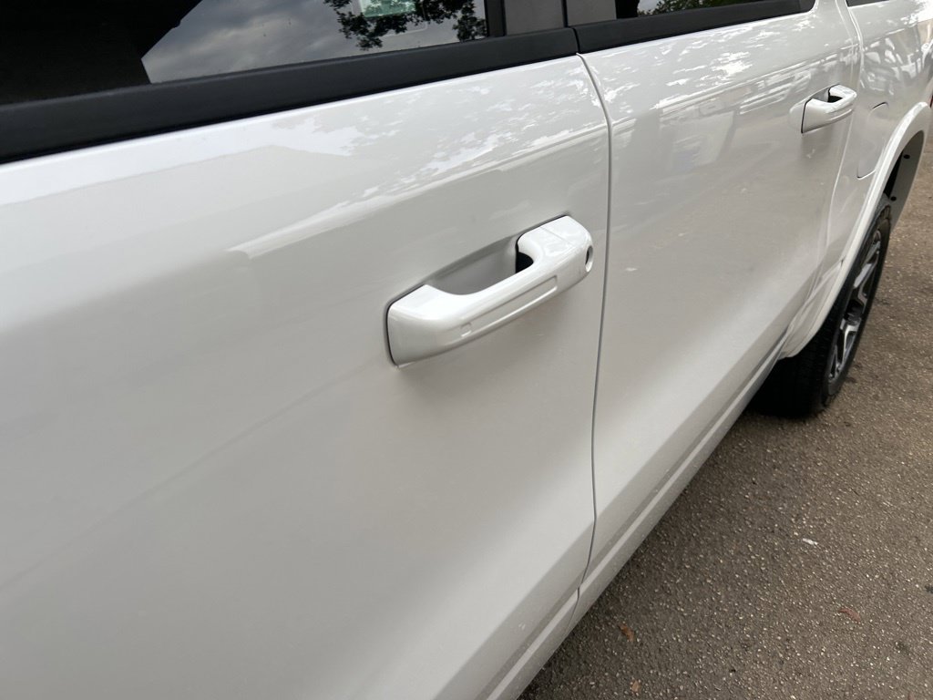 Used 2026 RAM 1500 Laramie AWD/4WD image 18