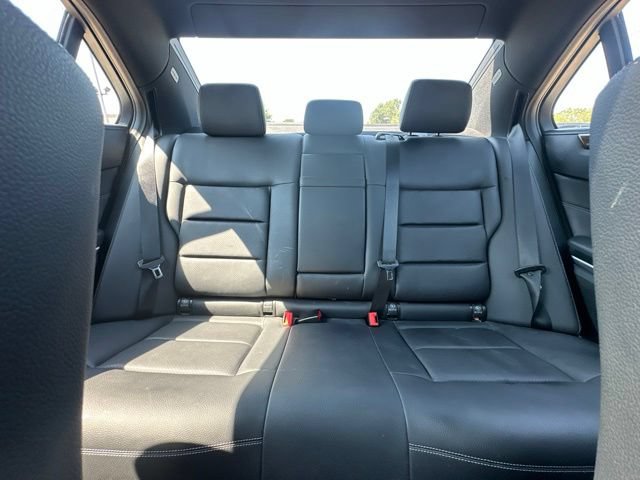 Used 2016 Mercedes-Benz E 350 4MATIC Sedan w/ Premium Package image 25