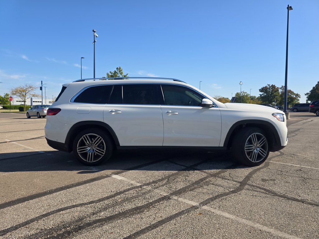 Used 2024 Mercedes-Benz GLS 450 4MATIC image 16