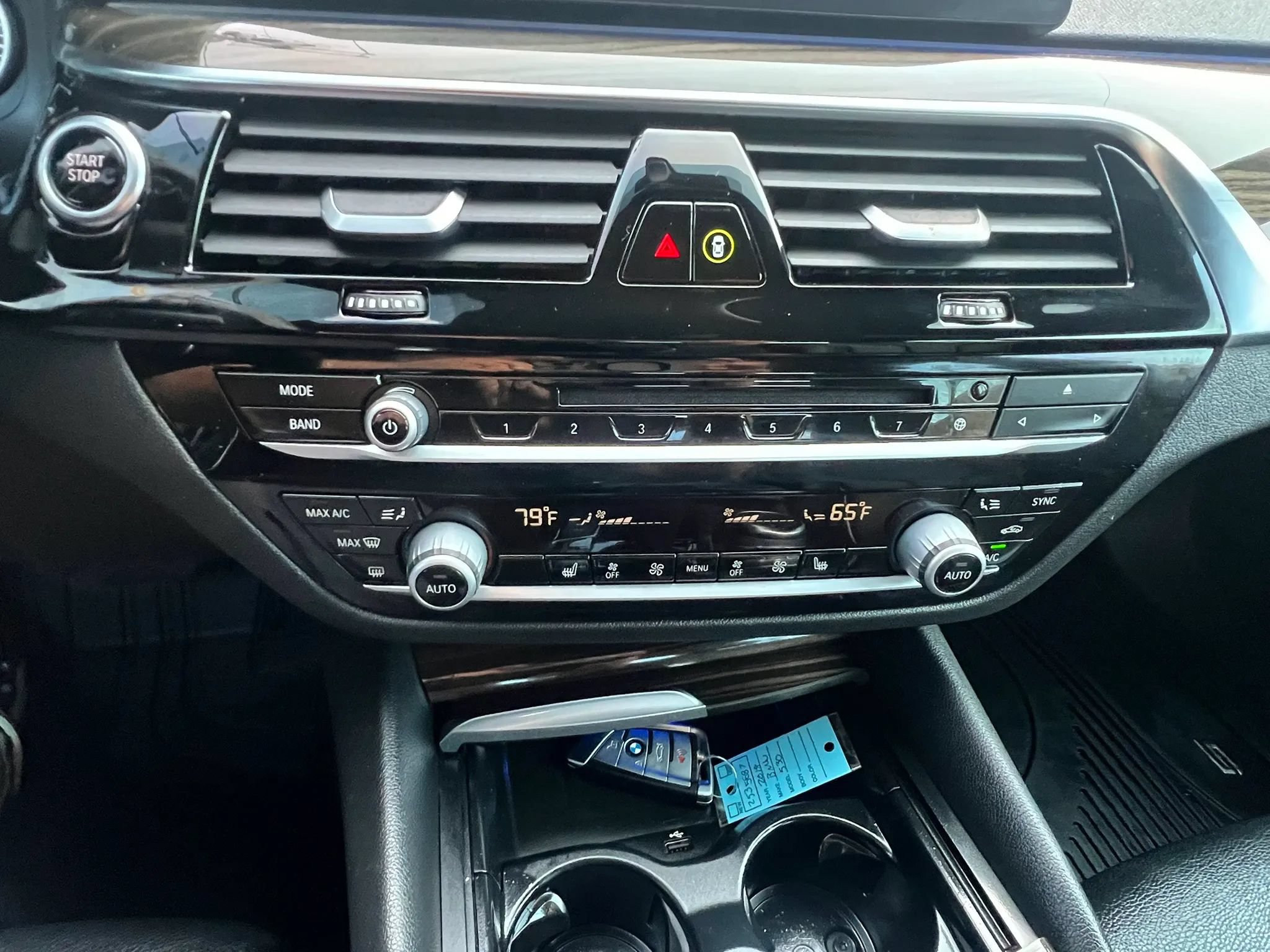 Used 2018 BMW 530e xDrive w/ Premium Package 2 AWD/4WD image 23