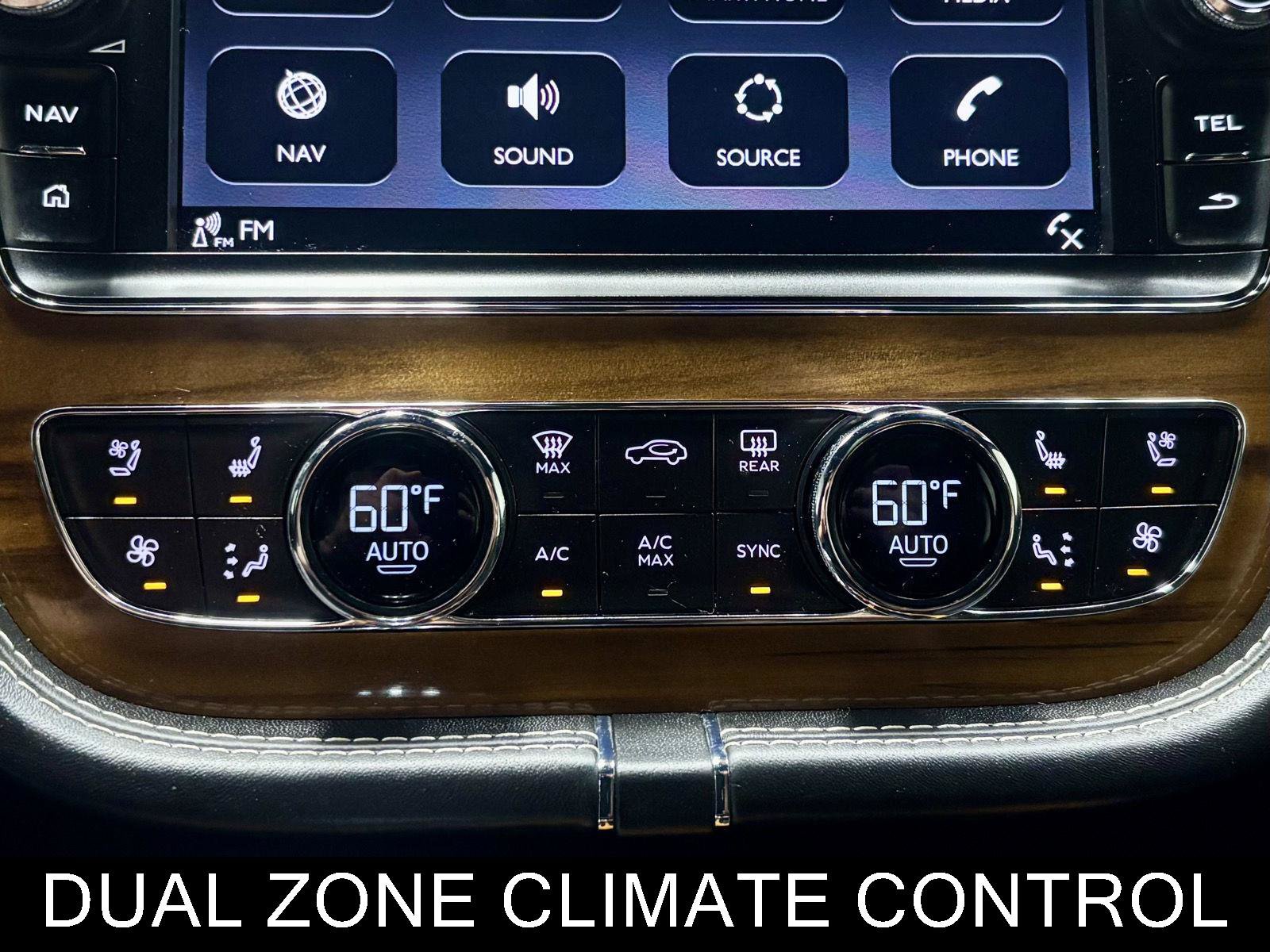 Used 2018 Bentley Bentayga AWD/4WD image 33