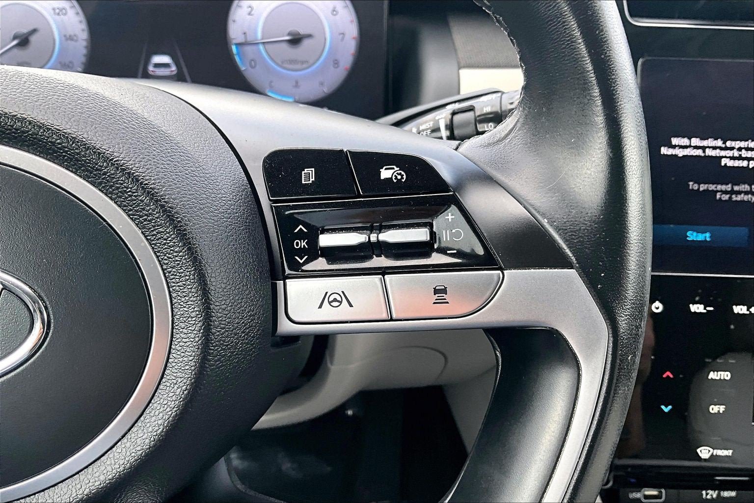 Used 2024 Hyundai Tucson SEL w/ Convenience Package AWD/4WD image 17