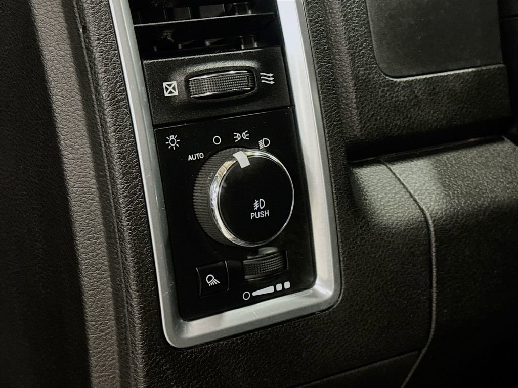 Used 2021 RAM 1500 Classic Warlock w/ Electronics Group image 12