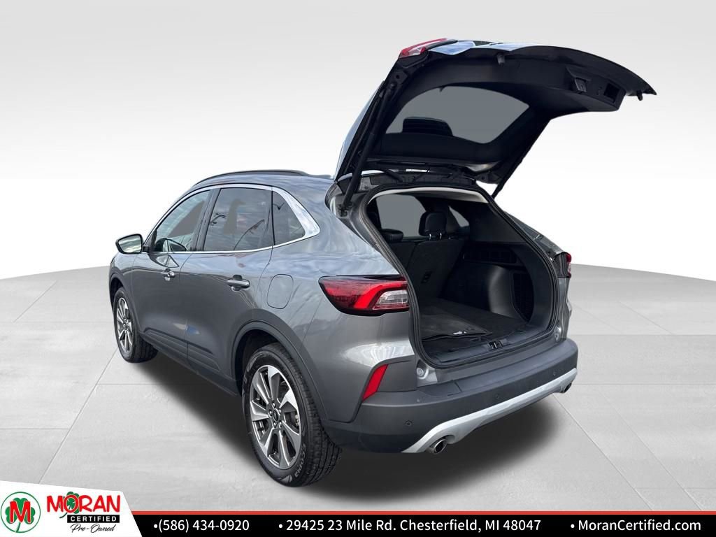 Used 2025 Ford Escape Platinum image 29