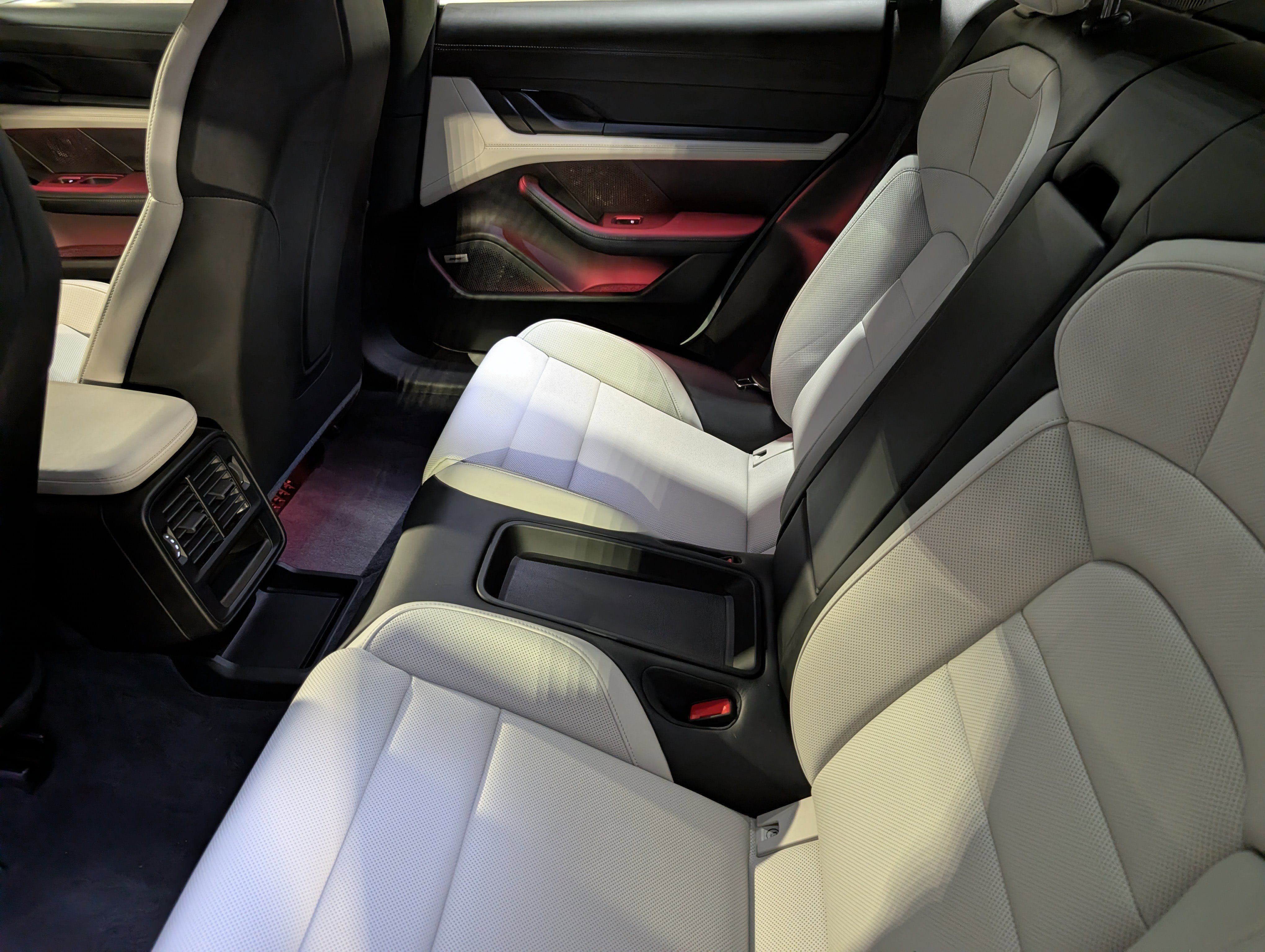 Certified 2021 Porsche Taycan 4S image 22