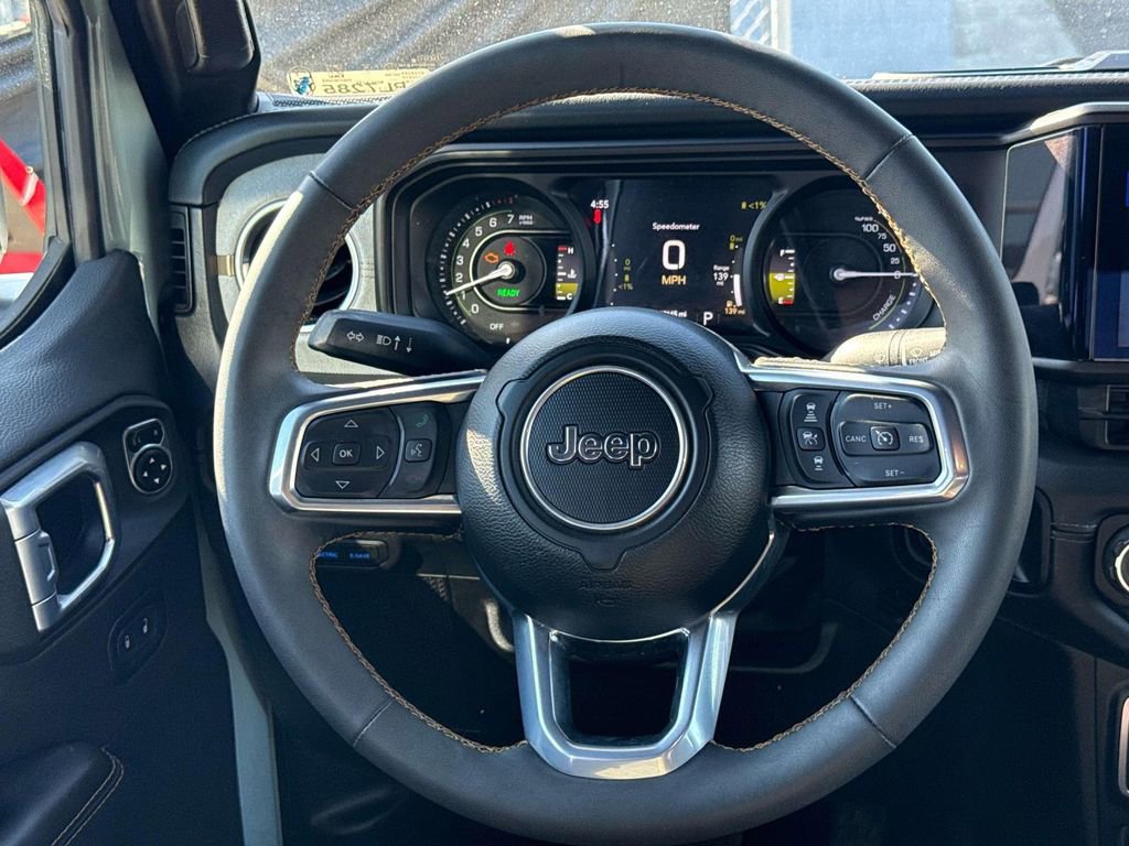 Used 2024 Jeep Wrangler Unlimited Sahara image 17