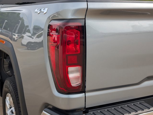 Used 2024 GMC Sierra 2500 Pro AWD/4WD image 10